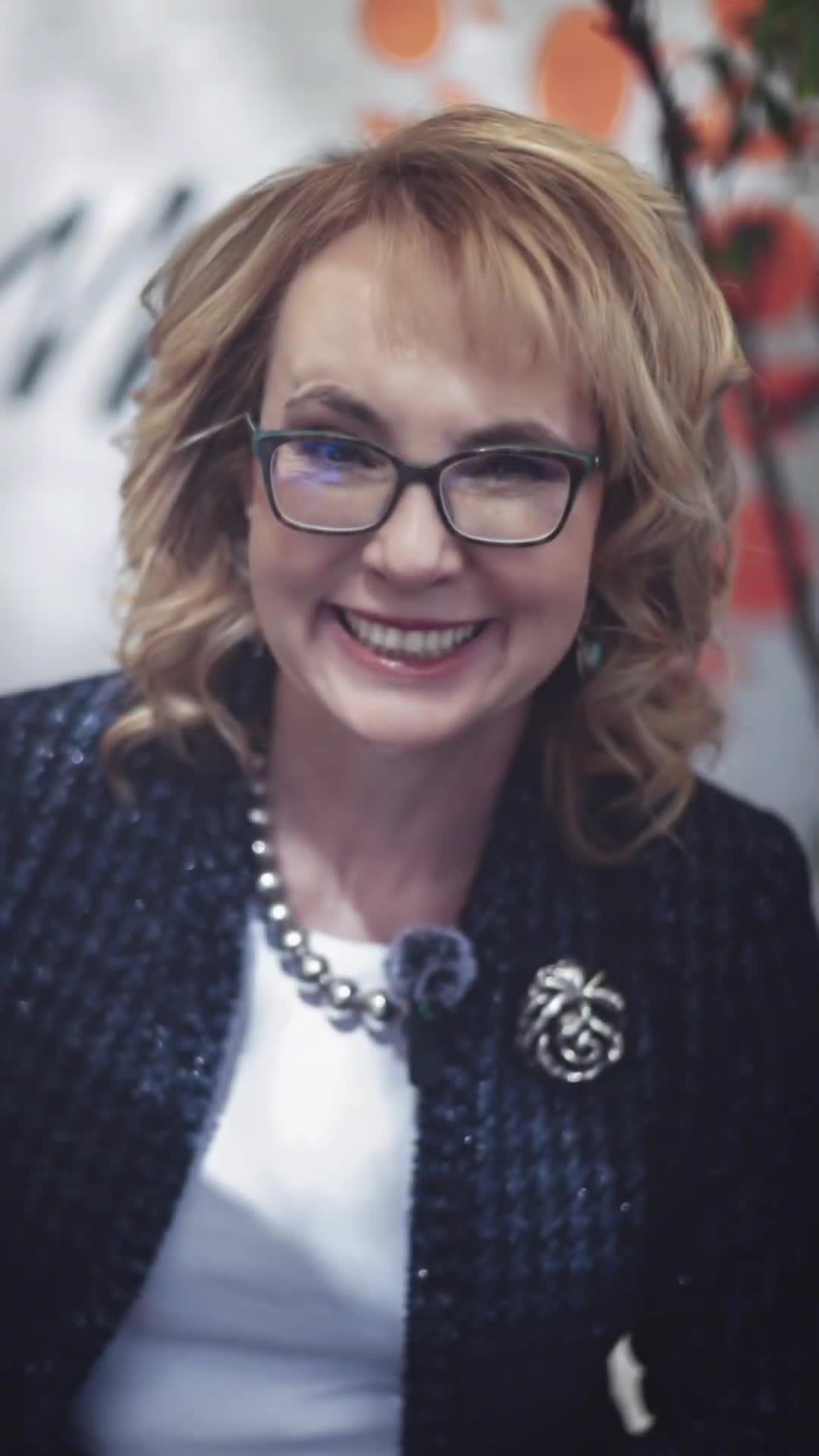 Political survivor shares insights on leadership and social change