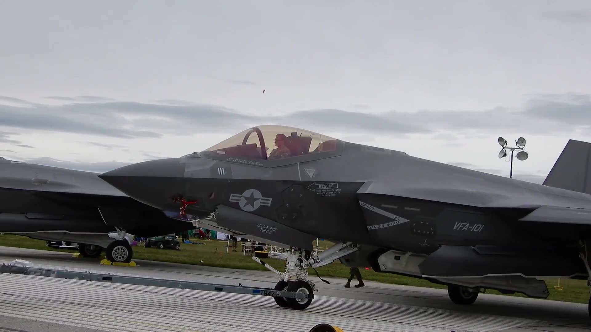 Quick breakdown of what separates basic from advanced fifth-gen jets