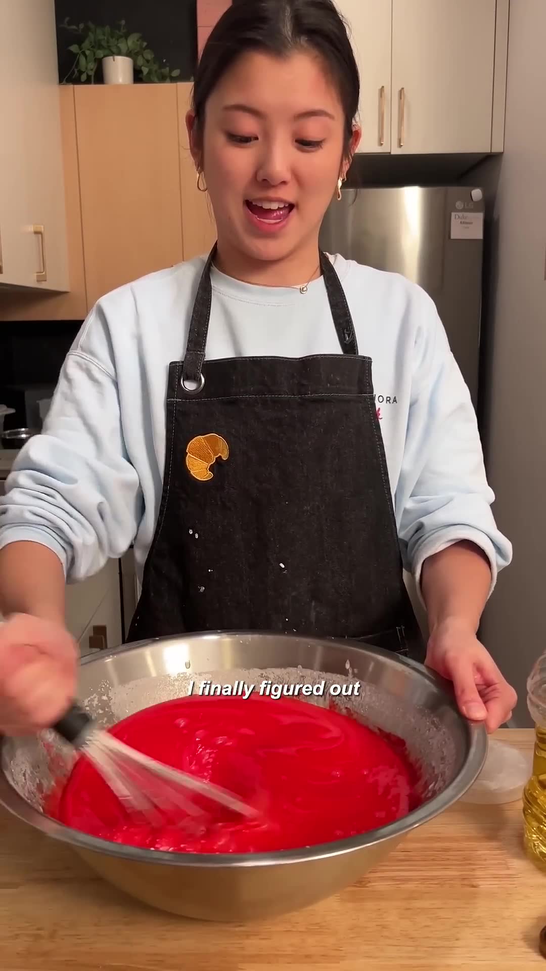 Red velvet cake tutorial with cream cheese frosting