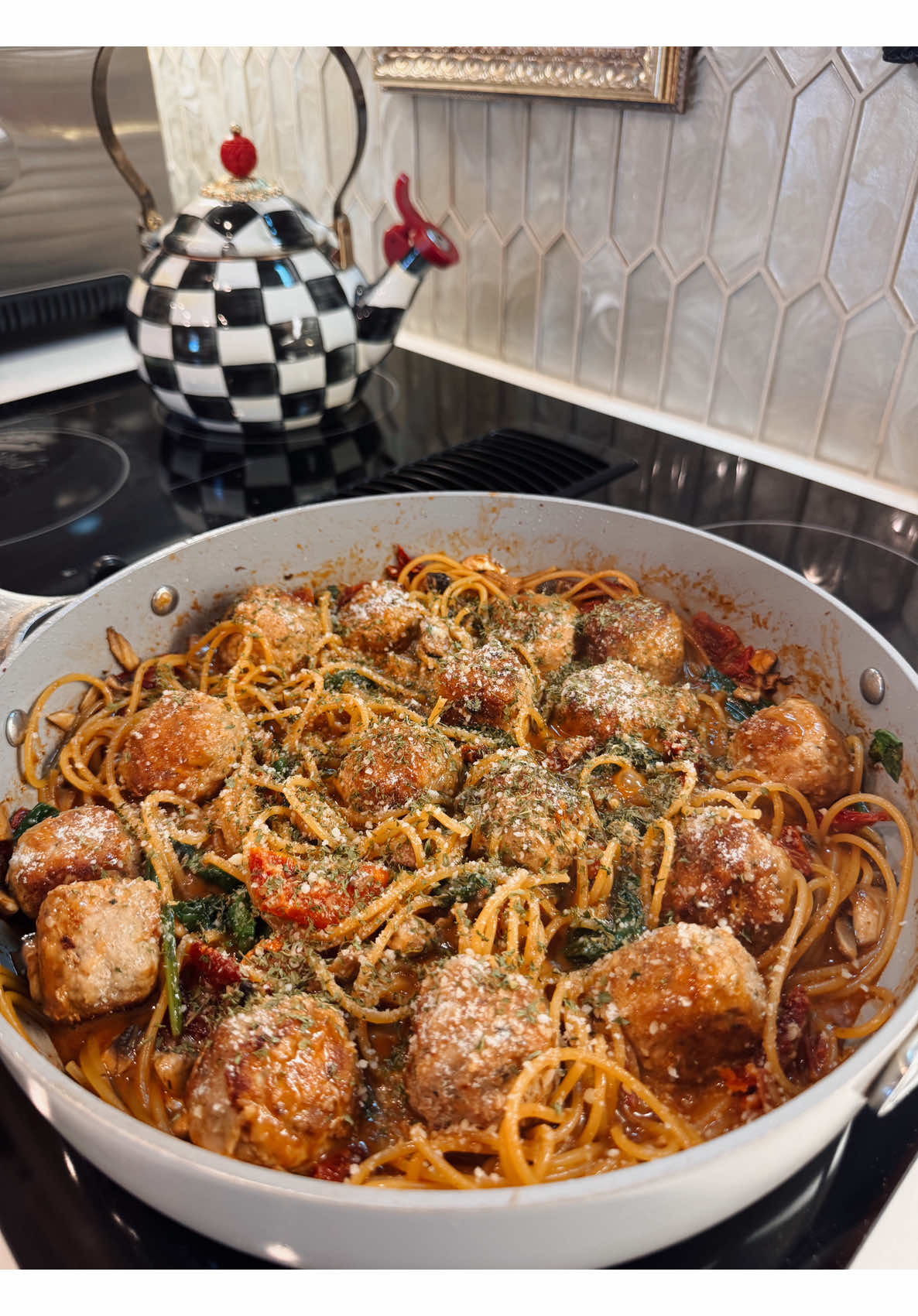 Ground turkey meatball pasta recipe delicious easy dinner using fridge ingredients