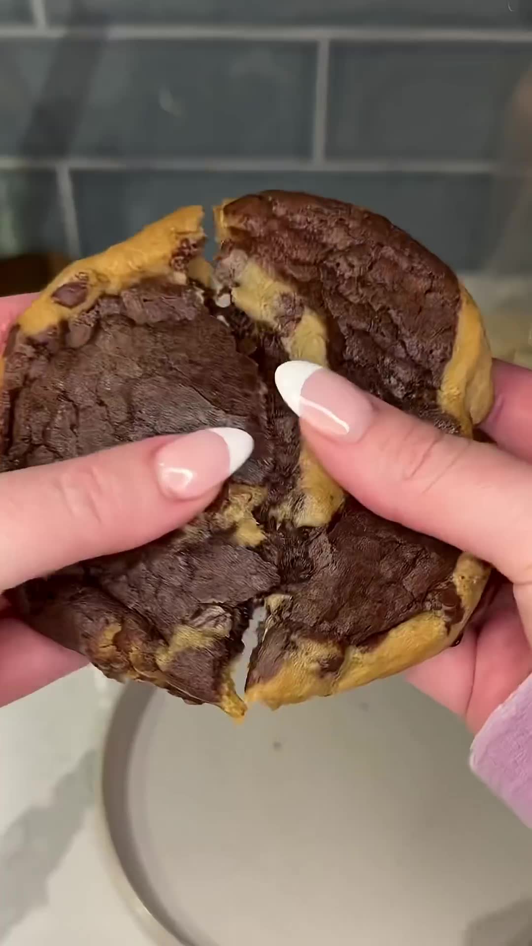Two-in-one dessert merges chewy brownies with crispy cookie edges
