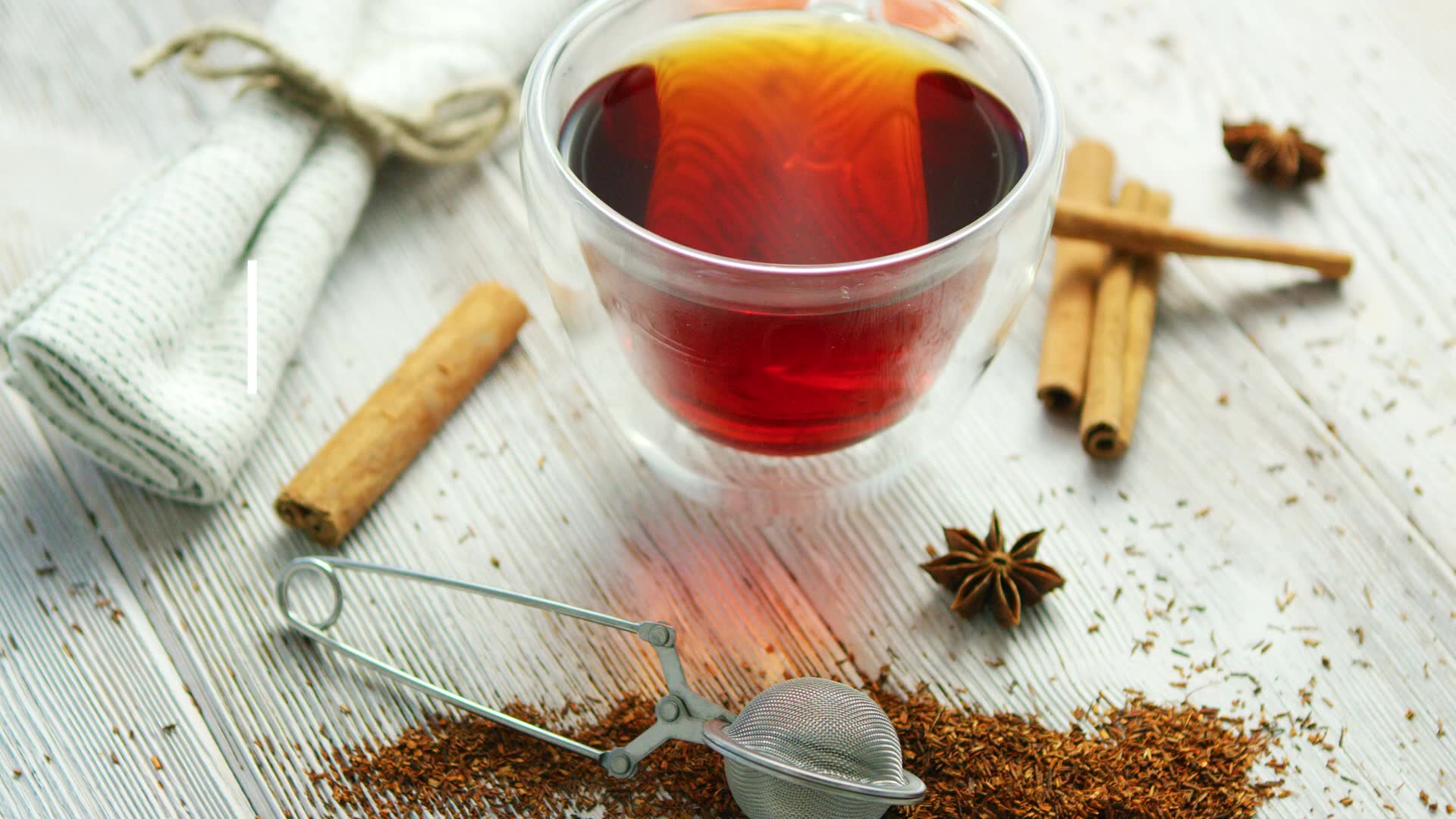 Essential 5 ways tea can improve your health!