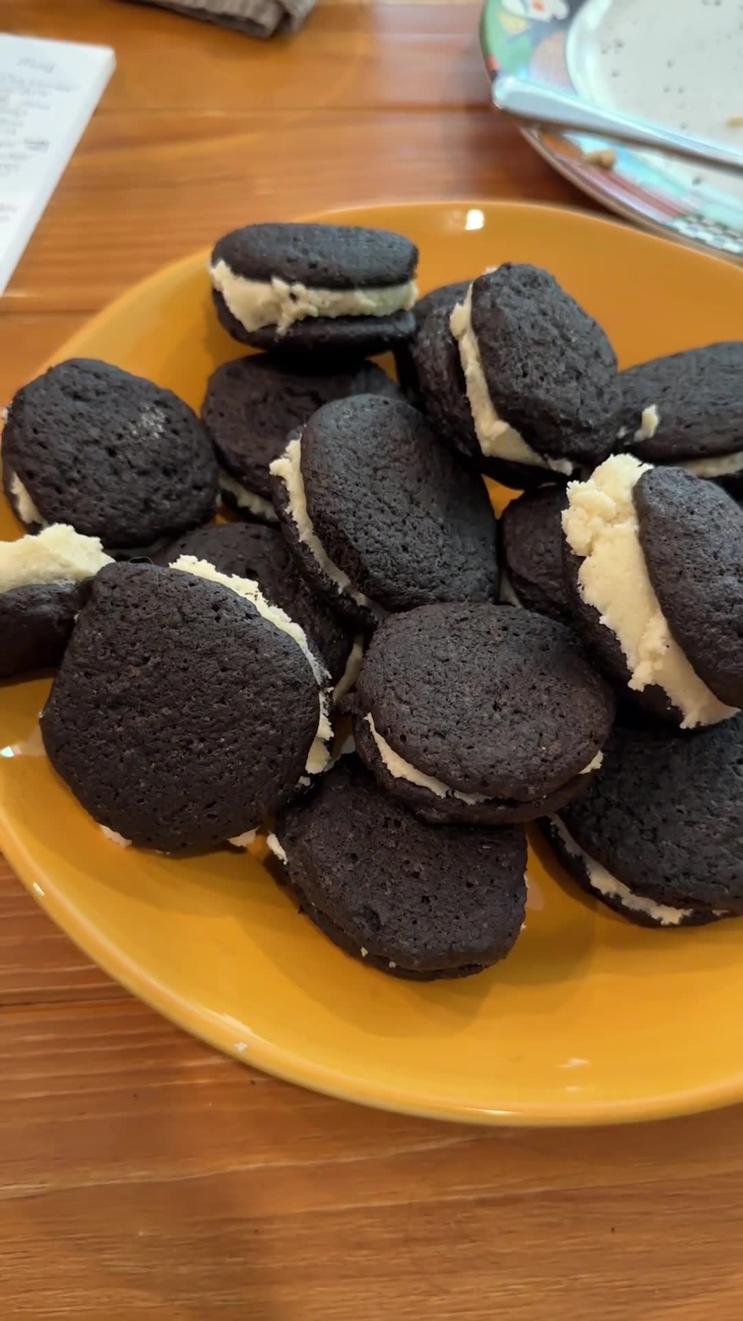 Making cookie-and-cream treats in your own kitchen