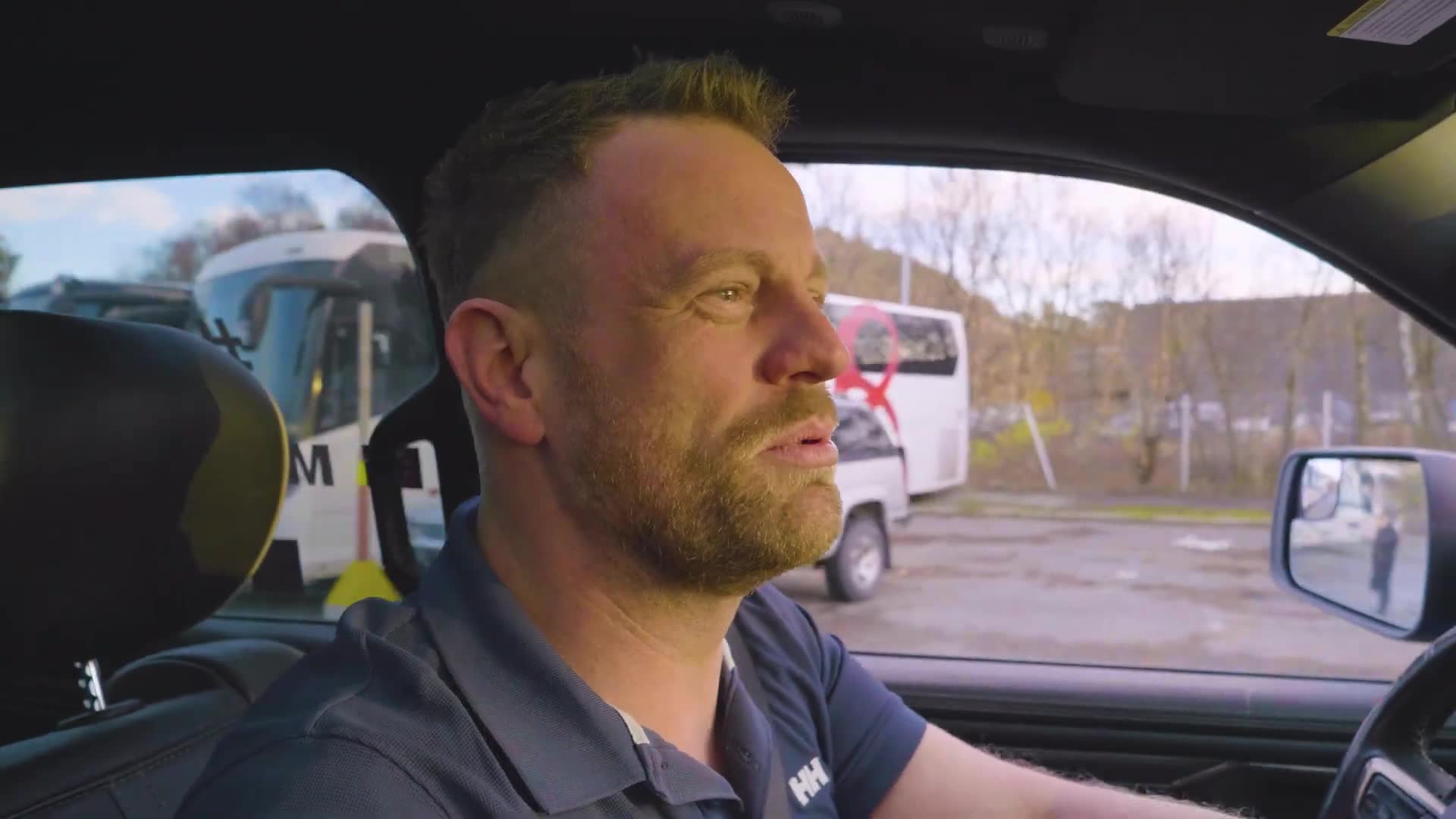 Besk hos bilentusiast som deler sine prosjekter og passion