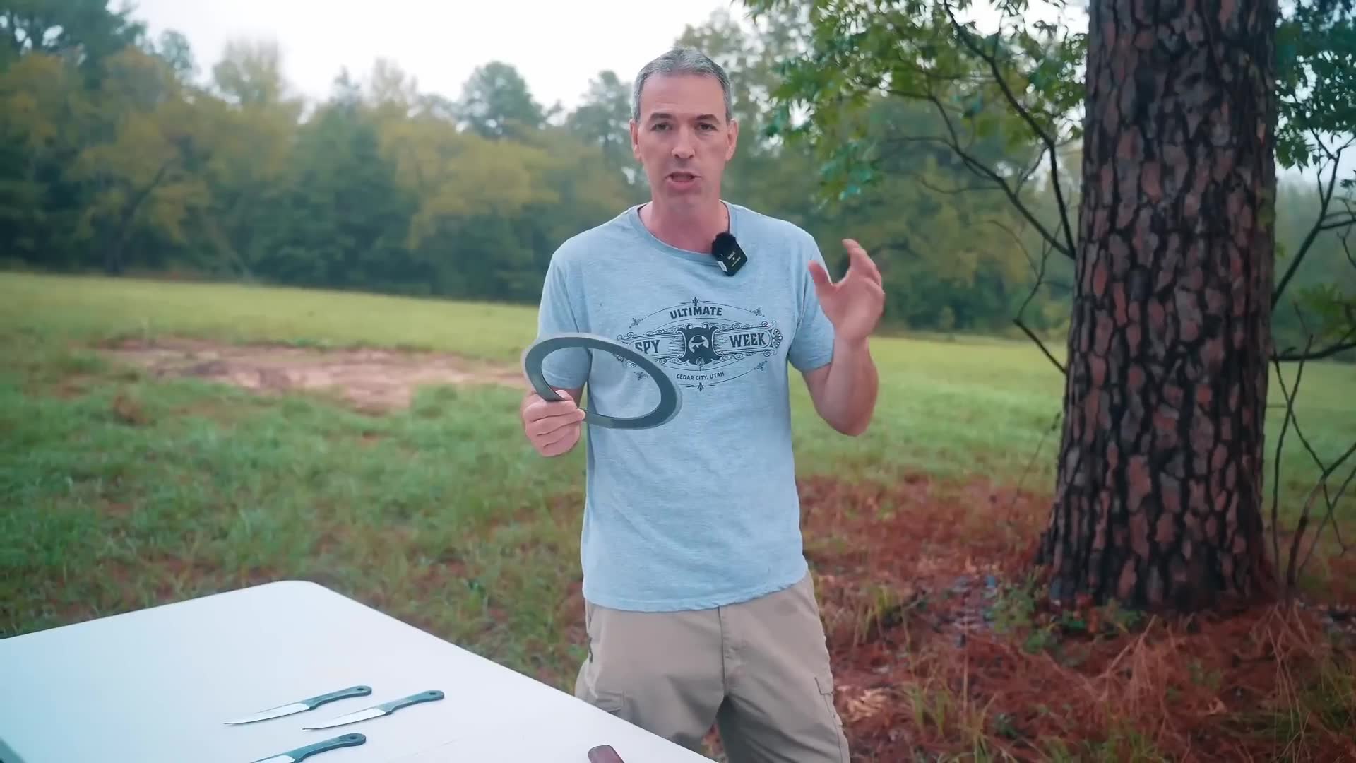 Testing circular throwing weapon from ancient India for practical capability