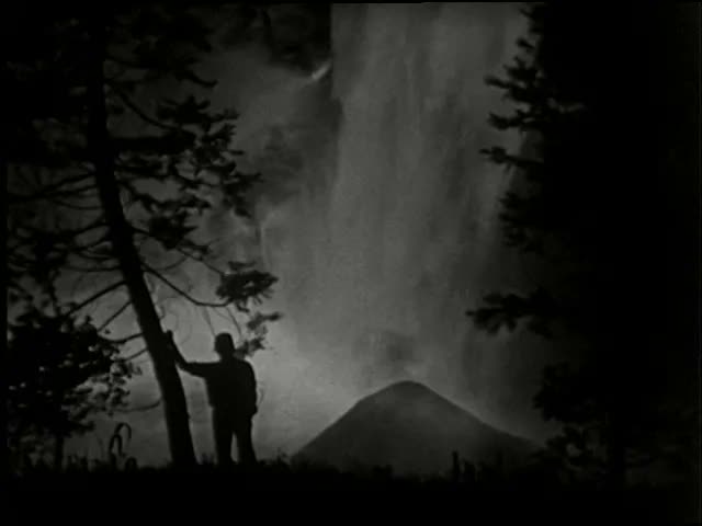 Falling Waters Of Yosemite (silent)