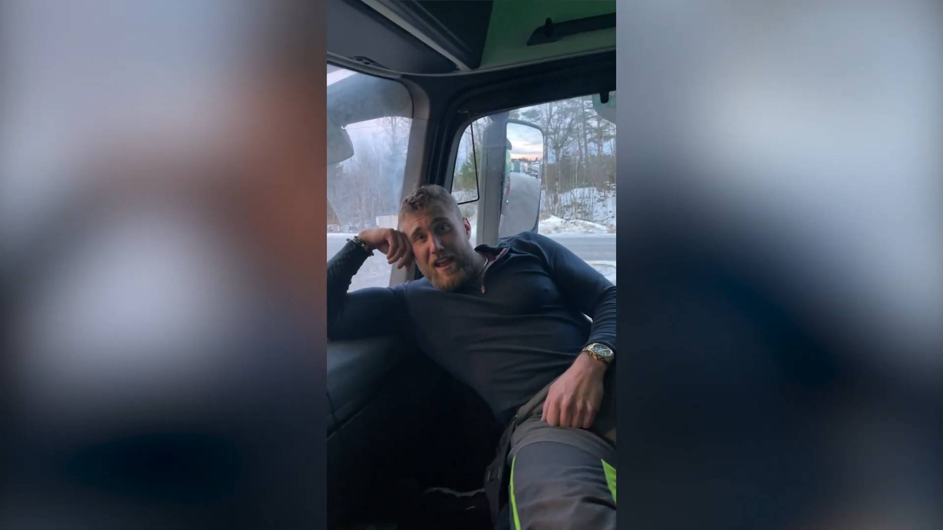 Følger lastebiljonas på en hel arbeidsdag bak rattet i vogntog