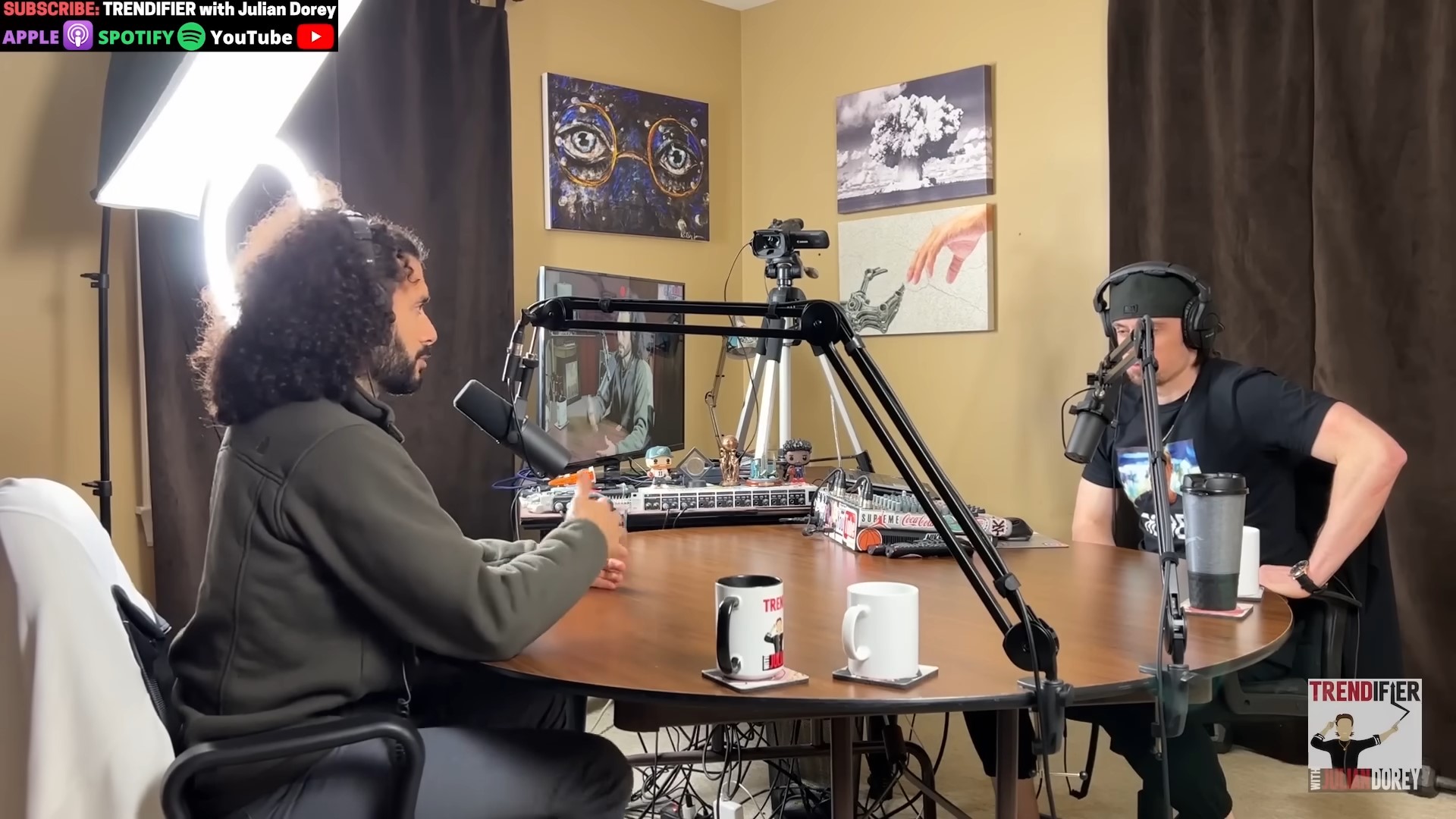 Former officer reveals the CIA's daily routine exploitation Americans never notice