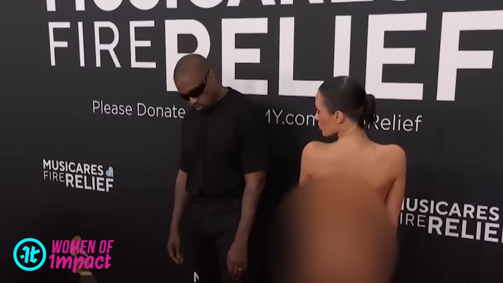 Former officer reveals what Kanye and Bianca's body language really shows