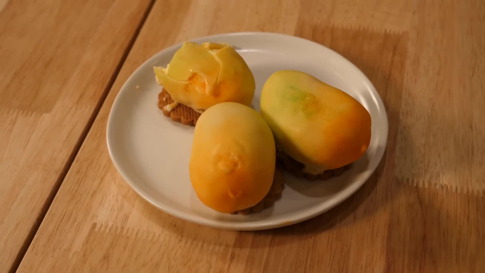 Trying to recreate viral fruit dessert in home kitchen