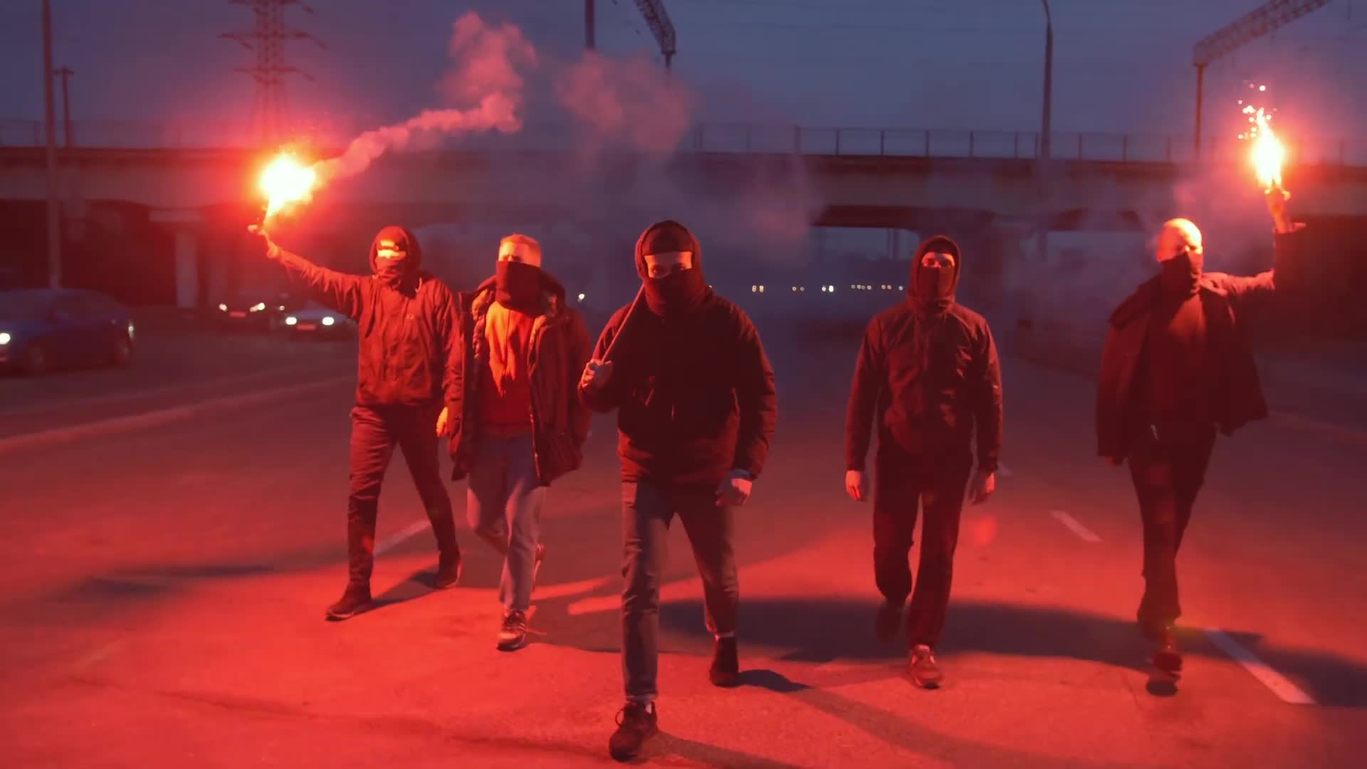 Tossing a smoke grenade indoors to see what cover it actually buys