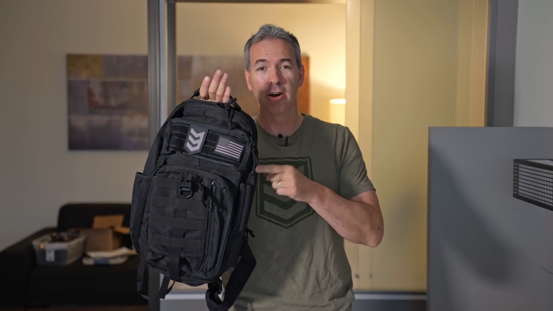 The travel pistol setup an ex-CIA officer trusts in unfamiliar cities