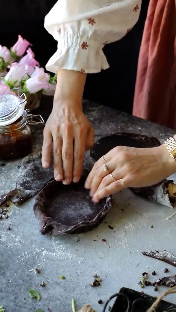 Crispy pastry shell with smooth ganache