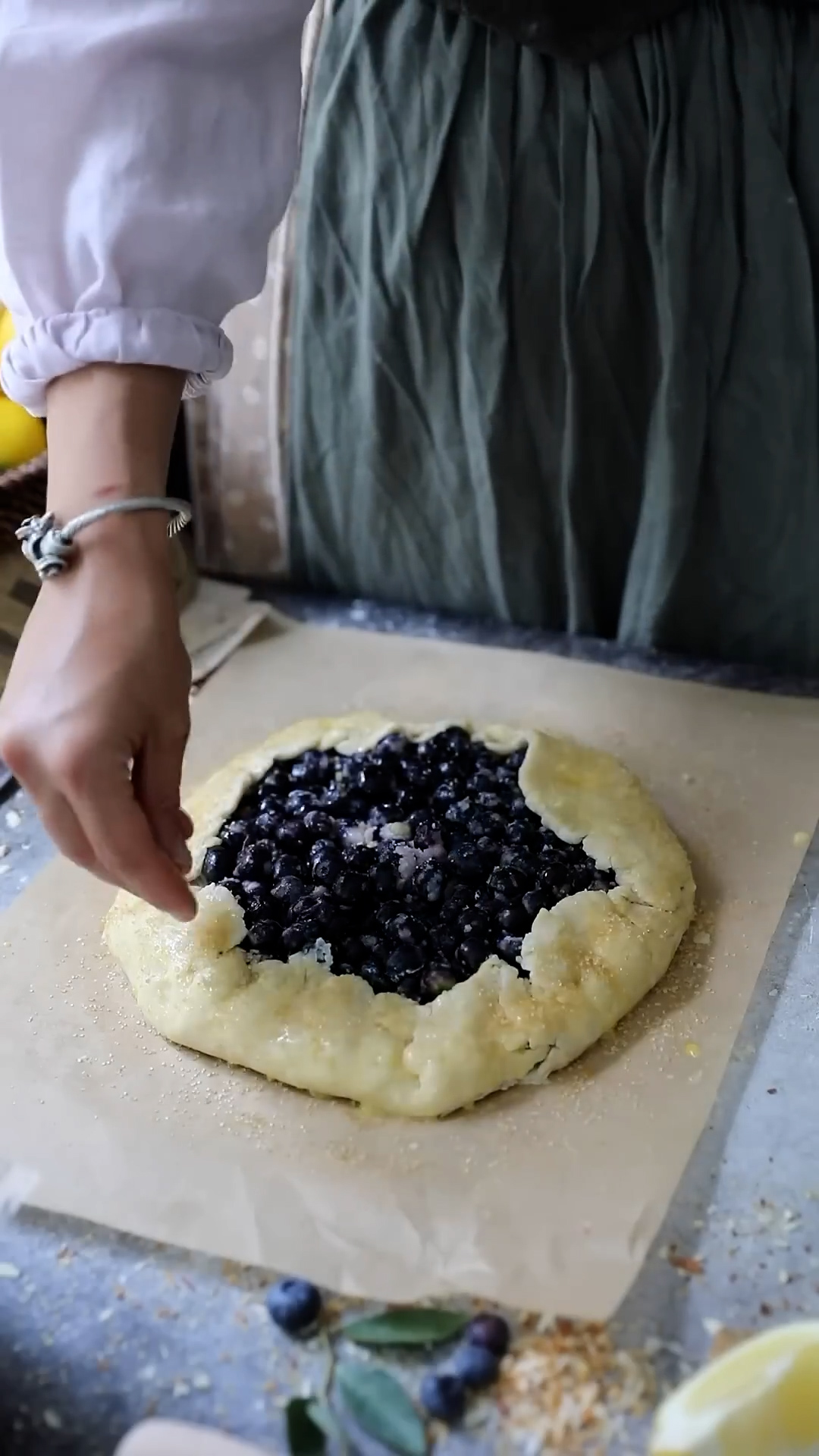 Summer dessert combining berries and coconut