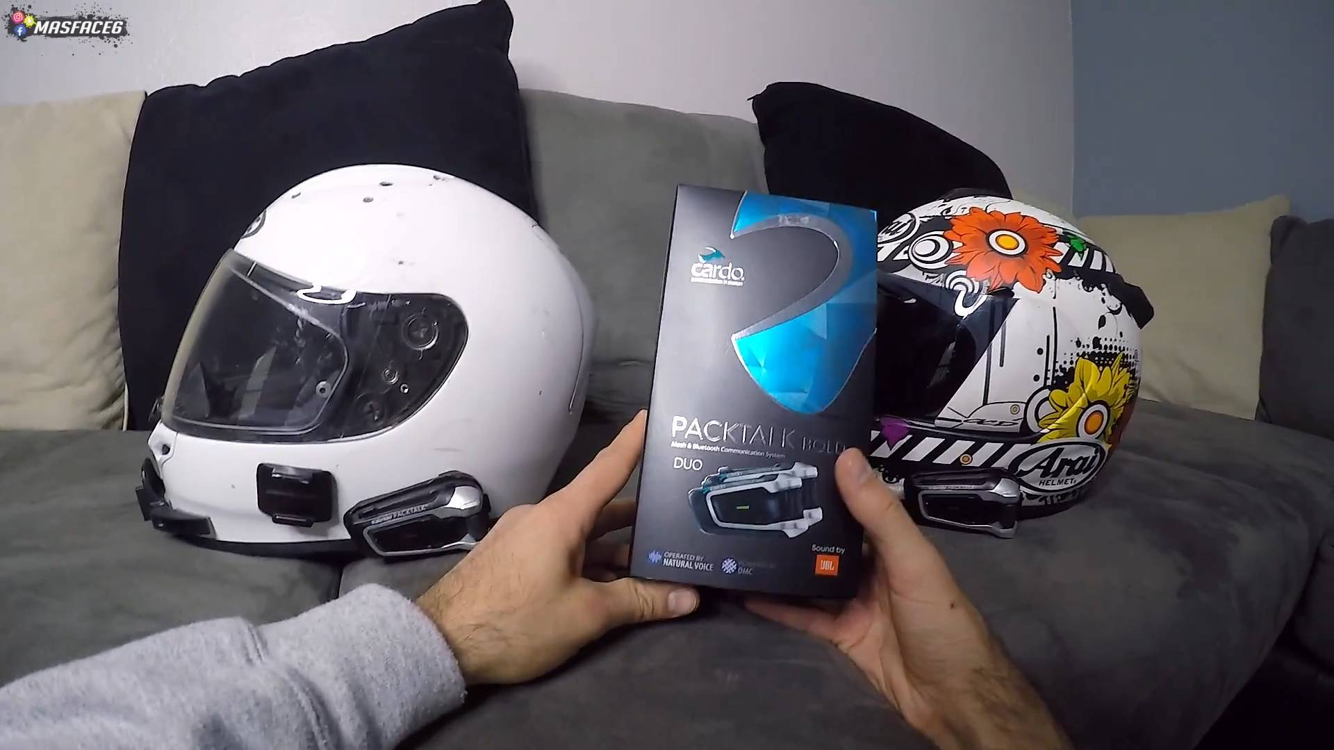 Cardo Packtalk Bold unboxed and reviewed