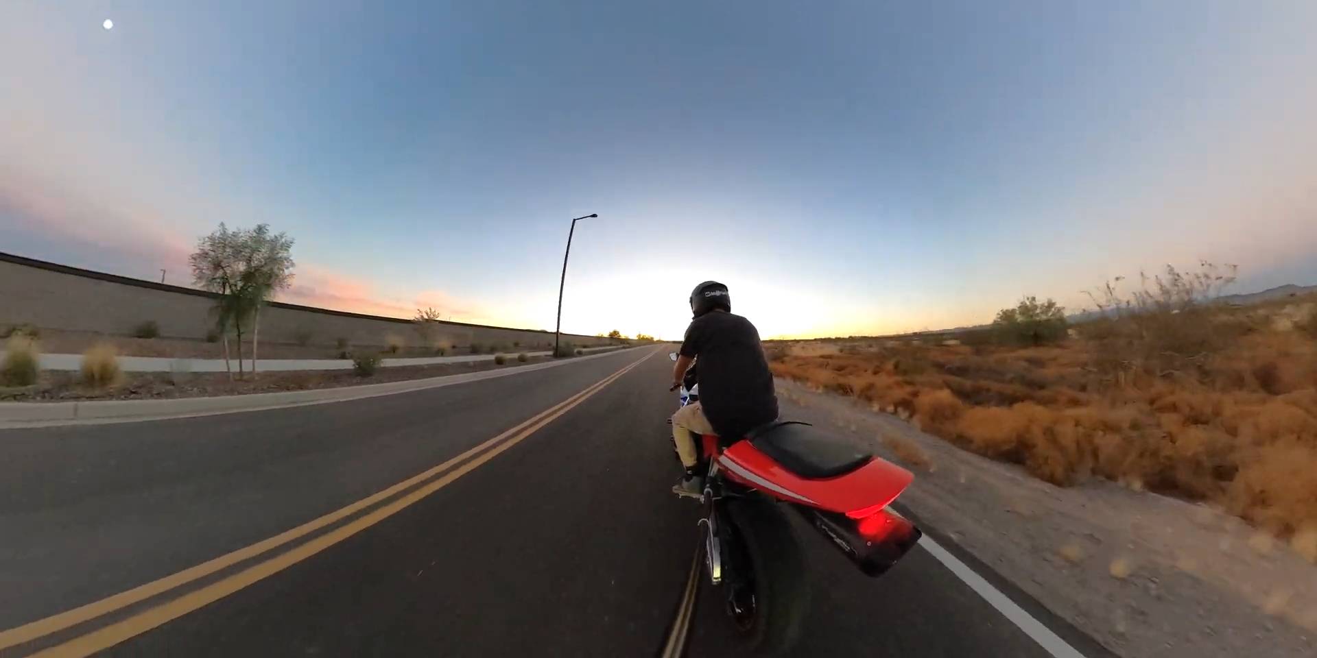 Cop impersonator tries to confiscate my motorcycle keys