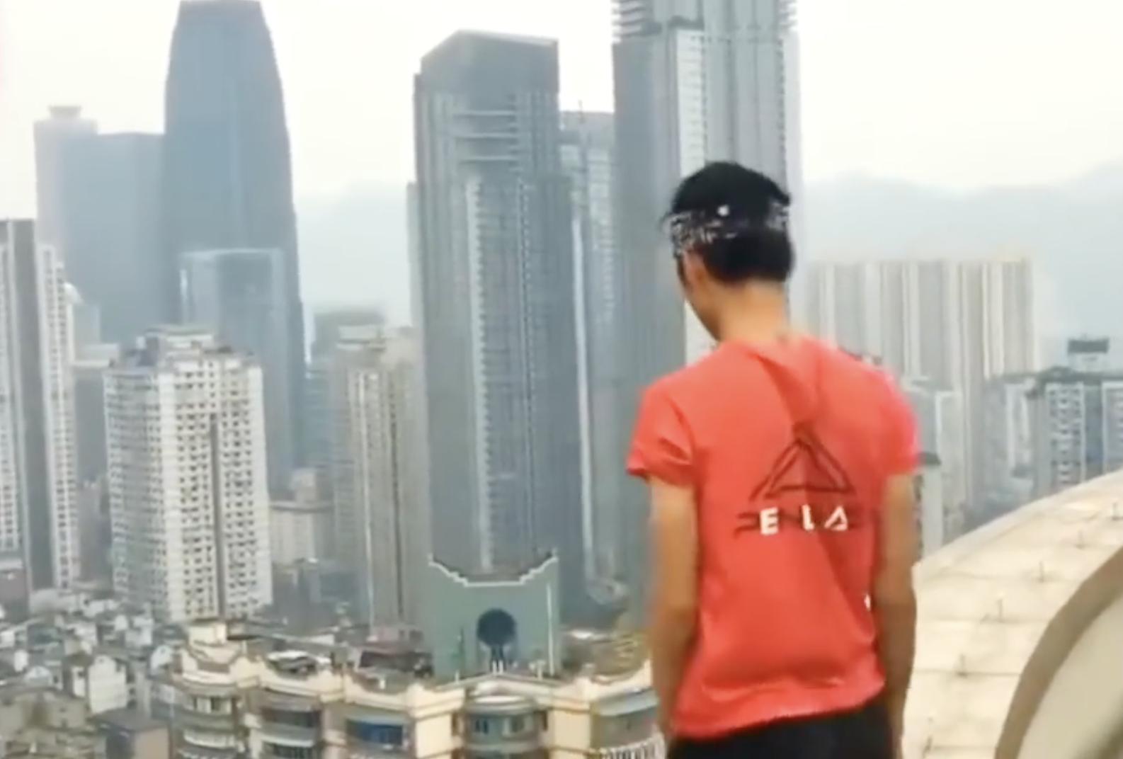 The final hours of China's daredevil